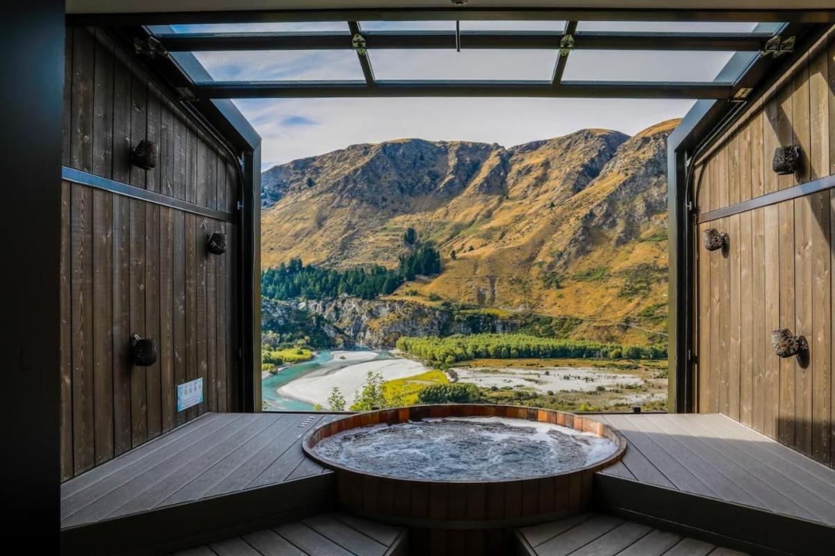 Alpine Mirage Villa ควีนส์ทาวน์ ภายนอก รูปภาพ
